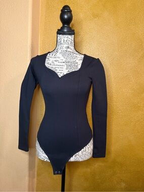 Abercrombie Bodysuit with Sweetheart Neckline
